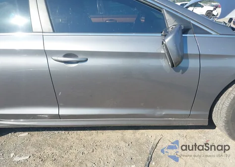 2018 Hyundai Sonata Se z USA, uszkodzony, nr VIN 5NPE24AF5JH678368